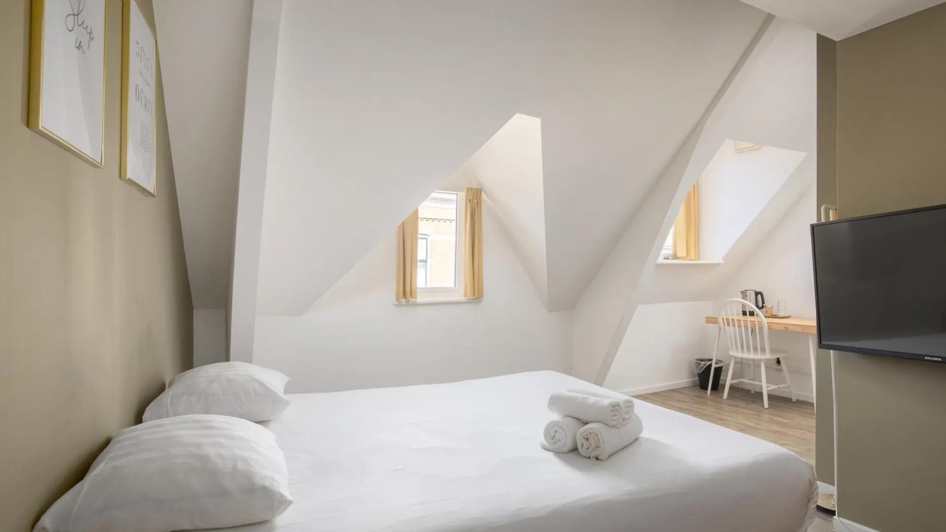 Hotel Light  Rotterdam